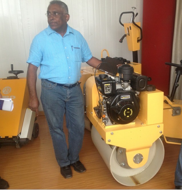 �ͻ�˹̹�͑��L�������