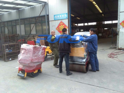 福瑞得機(jī)械座駕壓路機(jī)，手扶壓路機(jī)包裝發(fā)貨