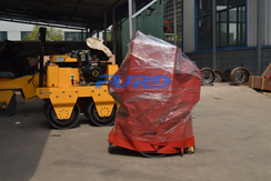 福瑞得機(jī)械手扶雙輪壓路機(jī)，手扶單輪壓路機(jī)，路面開槽機(jī)及時(shí)包裝發(fā)貨