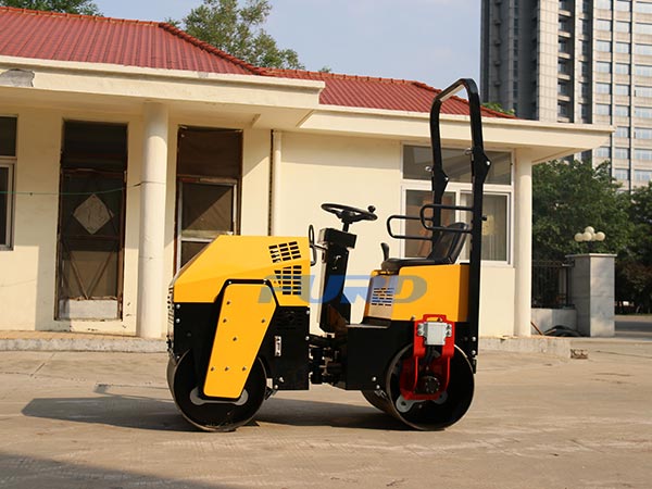 關(guān)于小型壓路機(jī)變速箱的保養(yǎng)知識(shí)你知道多少？