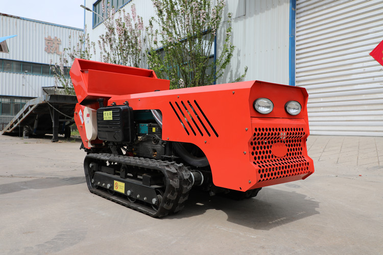 茶園施肥用履帶式田園管理機，遙控作業(yè)超輕松